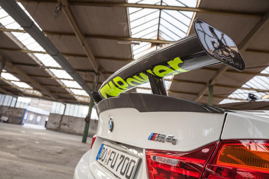  BMW M4 Coupe M4R by Carbonfiber Dynamics 2016 года  (фото 13 из 15)